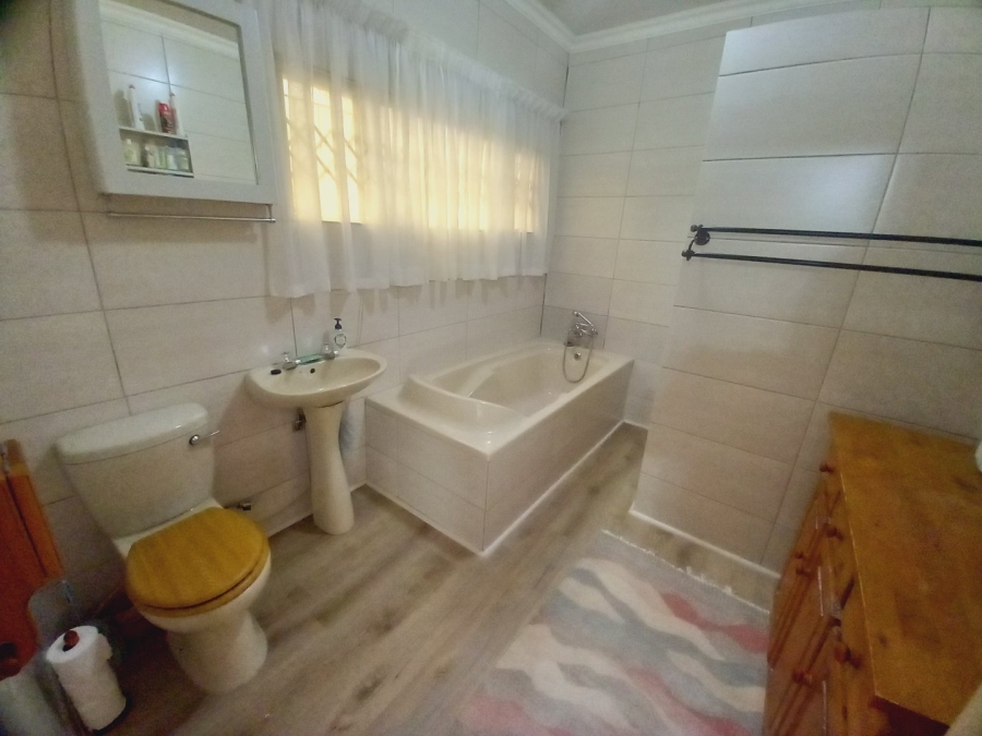 3 Bedroom Property for Sale in Sasolburg Ext 4 Free State